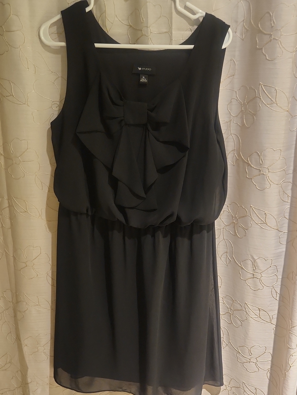 Studio Y Black Sleeveless Bow-Front Mini Dress